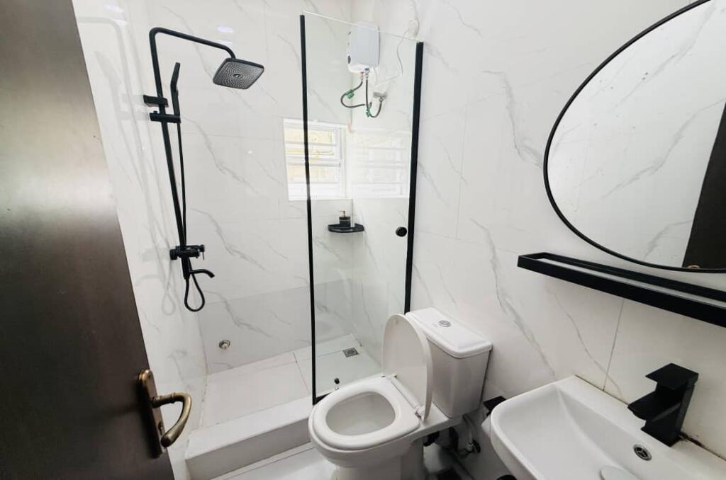 Room Image 4